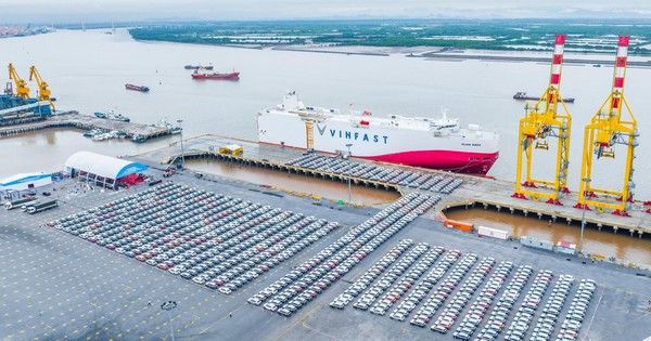 Cộng đồng người Việt tại Mỹ phản ứng thế nào khi VinFast xuất khẩu 999 xe điện và cơ hội cho doanh nghiệp phụ trợ ở Việt Nam - Ảnh 1.