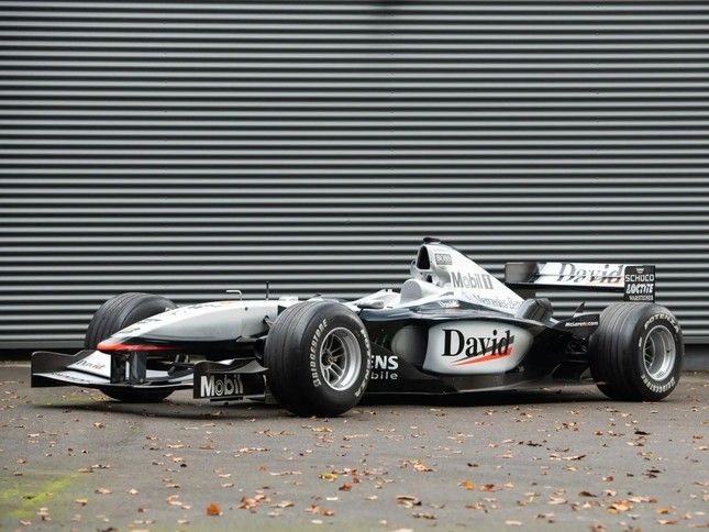 Rao bán chiếc xe đua McLaren với giá 2 triệu USD - Hình 2