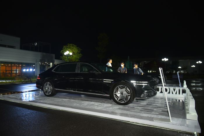 Genesis tạo bước đột phá tại Việt Nam: Bao gồm xe điện và limousine sang trọng để cạnh tranh với Maybach - Hình 9.