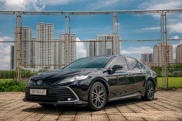 Lượng nhập khẩu ô tô trong 10 tháng vượt cả năm 2020 - Hình 1