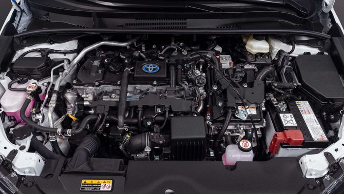 Xe Toyota Corolla, dòng xe bán chạy nhất trên thế giới, đã trải qua một sự nâng cấp nhẹ và giảm giá cho phiên bản hybrid - Ảnh 8.