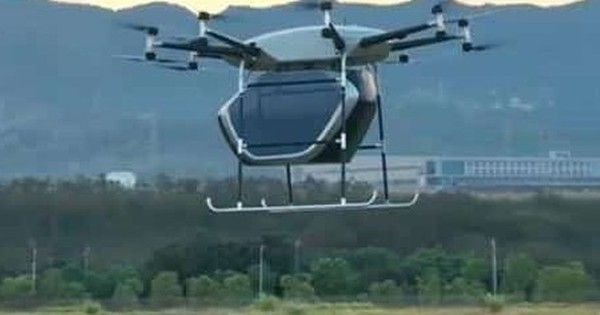 Trung Quốc thử nghiệm mẫu ô tô bay có khả năng tháo rời đầu tiên trên thế giới - Ảnh 1.