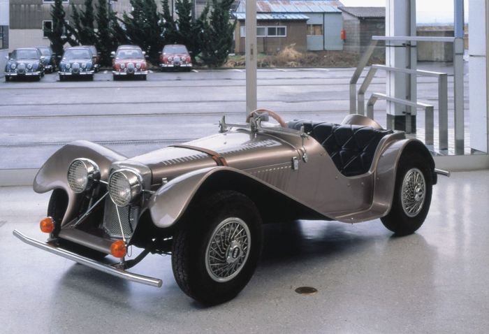 Mitsuoka - Thương hiệu xe độ thành công nhờ nhiều ý tưởng tùy biến độc đáo - Ảnh 4.