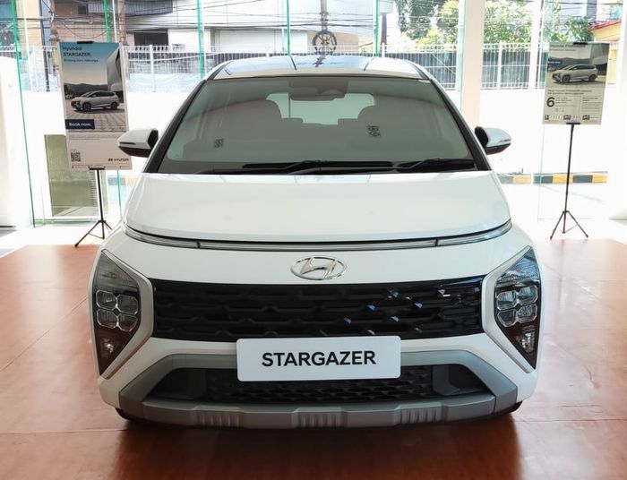 Đại lý bắt đầu nhận cọc cho Hyundai Stargazer: Nhiều trang bị ấn tượng, chương trình thử nghiệm dành cho Xpander và Veloz Cross - Hình 1.