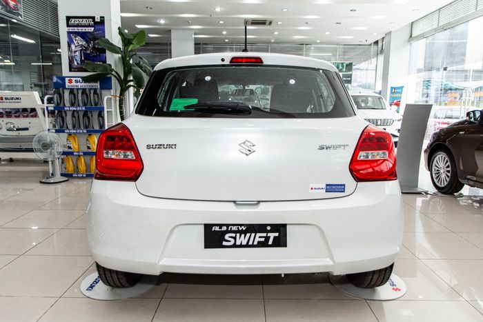 Mặc dù bán chậm, nhưng Suzuki Swift vẫn thu hút phụ nữ ở Việt Nam. (Ảnh số 4)