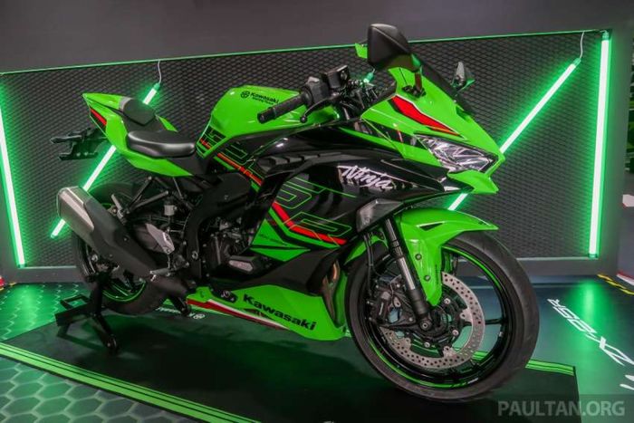 kawasaki zx-25r 2022 ra mắt truyền thông tại motogp malaysia hình ảnh 1