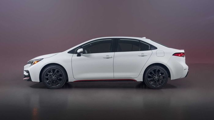 Xe bán chạy nhất trên thế giới, Toyota Corolla, được nâng cấp nhẹ và giảm giá cho phiên bản hybrid - Ảnh 5.