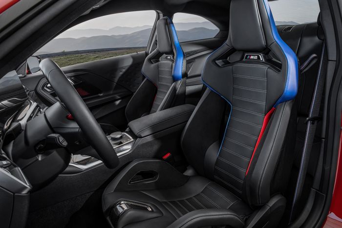 BMW M2 phiên bản mới: Lựa chọn thể thao với mức giá hấp dẫn cho người mới - Ảnh 13