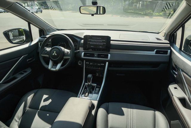 Mitsubishi Xpander lập kỷ lục doanh số bán hàng tại Việt Nam trong năm, vượt qua mọi đối thủ cộng lại - Ảnh 3.