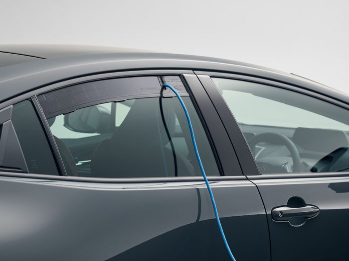 Toyota Prius 2023 ra mắt: Khác biệt đến mức không thể nhận ra đây là một chiếc xe Toyota nữa - Hình 10.