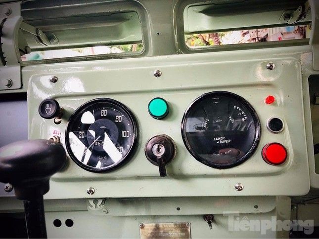 Xế cổ Land Rover của người đam mê ở Hà Nội - Hình 4.