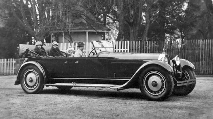Những hình ảnh quý hiếm về các mẫu xe Bugatti trong thập niên 1920 và 1930 - Ảnh 2.