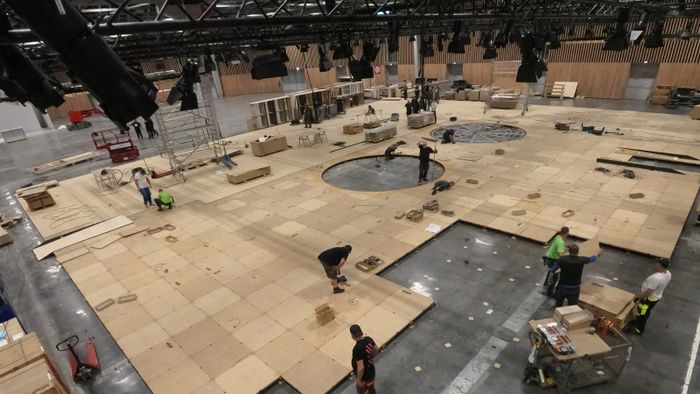 Tiết lộ gian hàng của VinFast tại Triển lãm Ô tô Paris 2022: Nhiều sự khác biệt sau 4 năm với dòng xe điện mới 'bom tấn' - Hình 1.