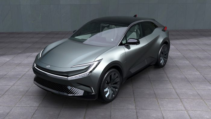 Toyota ra mắt SUV điện mới toanh: Màn hình gập, nhiều điểm thiết kế lạ mắt - Ảnh 1.