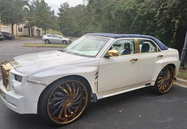 'Rolls-Royce' đặc biệt được rao bán dưới 500 triệu đồng - Ảnh 1.
