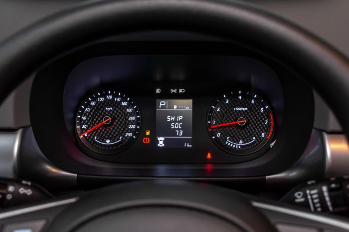 Xem Hyundai Stargazer phiên bản giá rẻ nhất: Dành cho tài xế dịch vụ nhưng thiếu nhiều trang bị cơ bản - Ảnh 8.