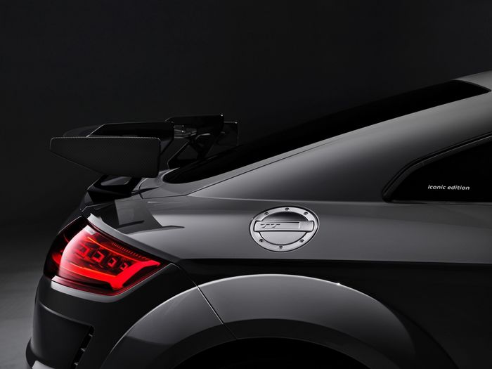 Audi TT RS Iconic Edition phiên bản giới hạn 100 chiếc - Hình 5.