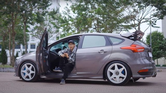 Đức với mái tóc dài: Cảm xúc khi cầm lái xe phổ thông - Hình 3.