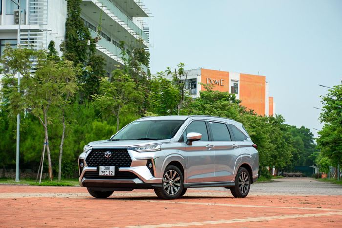 Chủ nhân chiếc xe bất ngờ khi Toyota Veloz Cross được đề cử vào Top Hàng ghế sau xe phổ thông năm 2022 - ảnh 1