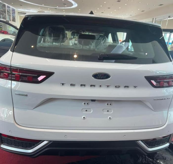 Ford Territory 2023 ra mắt chính thức tại đại lý: Sẽ được giới thiệu vào ngày 10/10, đe dọa vị thế của CX-5 và Tucson - Ảnh 1.