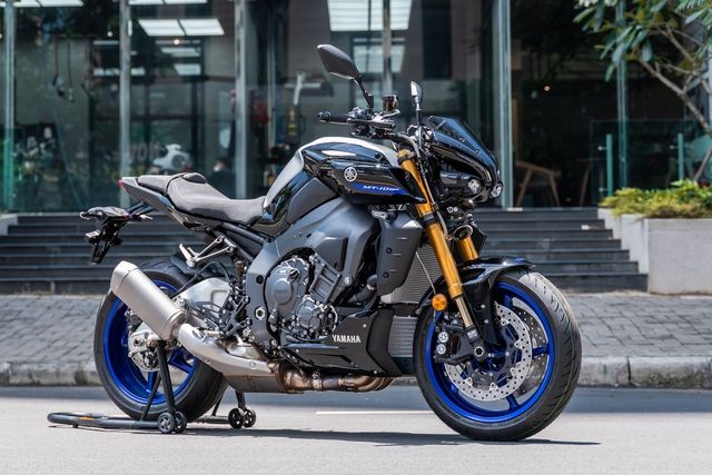 Thông tin chi tiết về Yamaha MT-10 2022 vừa ra mắt tại Việt Nam: Giá khởi điểm từ 499 triệu đồng, đầy tham vọng để cạnh tranh với Honda và Kawasaki.