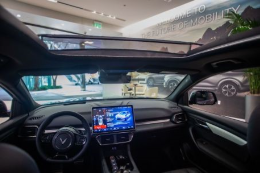 VinFast - Tesla của Việt Nam tái xuất tại Pháp với 4 mẫu SUV điện ấn tượng