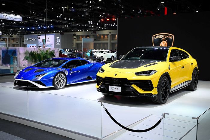 Lamborghini Urus Performante đến Đông Nam Á: Phiên bản mạnh nhất có giá tương đương 6,3 tỷ đồng - Ảnh 1.