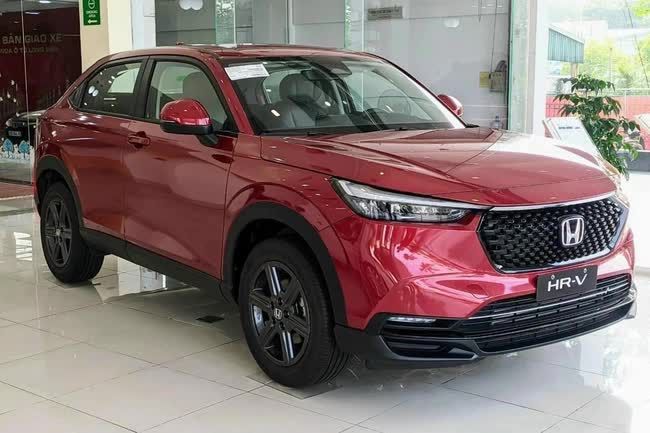 Honda HR-V G 2023 đặt hàng tại Việt Nam: Giảm nhiều trang bị để giá rẻ, cạnh tranh Creta - Ảnh 1.