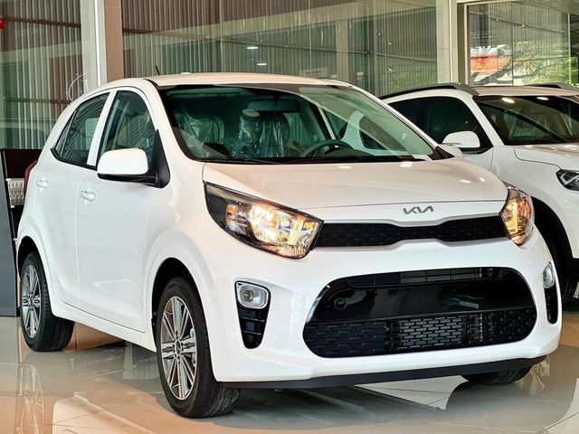 Thông tin chi tiết về Kia Morning 2022 phiên bản số sàn mới vừa được đưa về đại lý: Giá chỉ 359 triệu đồng, được trang bị đầy đủ tính năng cơ bản, làm áp đảo Grand i10 MT - Ảnh 1.