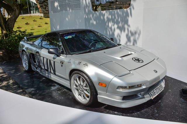 Dàn xe với tổng giá trị hơn 100 tỷ đồng của ông Đặng Lê Nguyên Vũ: Quy mô toàn cầu, nhiều siêu phẩm độc đáo tại Việt Nam - Ảnh 12.