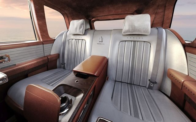 Sự tinh tế của Rolls-Royce Cullinan được nâng cao với gói độ từ Carlex Design - Hình 7.