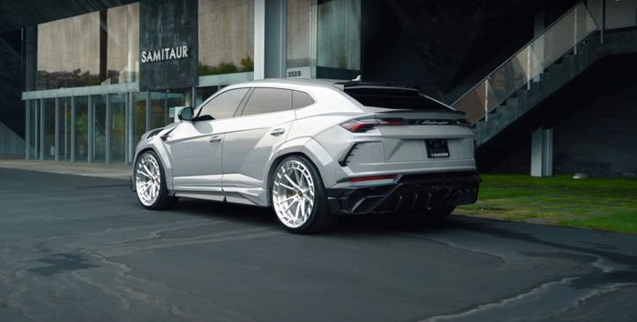 Sở hữu bộ sưu tập siêu xe trị giá 3,8 triệu USD nhưng đây mới là những chiếc xa xỉ nhất của tỷ phú truyền hình Kim Kardashian: 5 chiếc Maybach chỉ là một phần nhỏ - Ảnh 5.