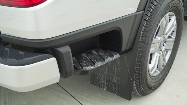 Ford Ranger Wildtrak 2022 giá 965 triệu đồng - Vị vua bán tải thị uy đối thủ tại Việt Nam - Hình 3.