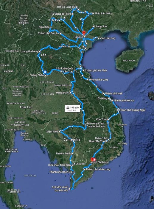 Gia đình ở TP. HCM lái xe bán tải hơn 10.000 km qua 3 nước Đông Dương trong 45 ngày đáng nhớ - Ảnh 2.