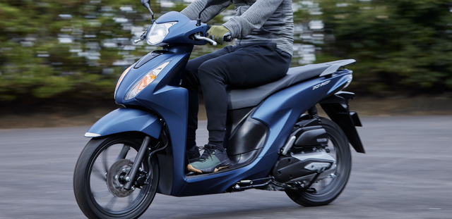 Xe máy Honda mới, giá 42 triệu đồng, có thêm màu mới sáng bóng, chạy 100km chỉ tiêu thụ 1,68 lít xăng - Ảnh 8.