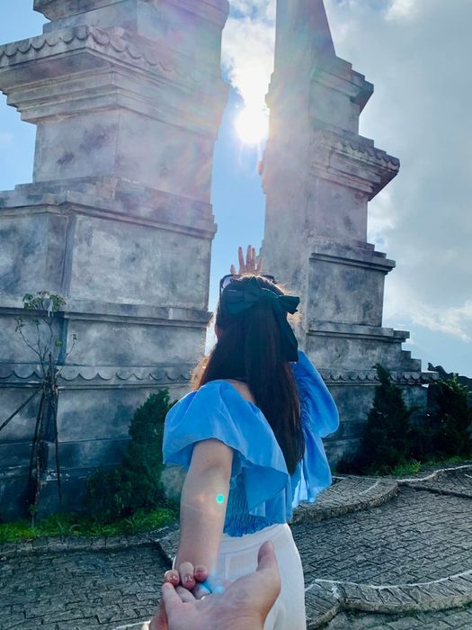Gia đình trẻ tự lái xe hơn 1000km để vượt qua thách thức đỉnh Fansipan - Hình 7.