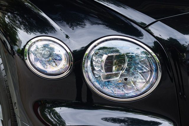 Bentley Flying Spur đã đi được 1.700 km với giá 18,5 tỷ đồng - Ảnh 6.
