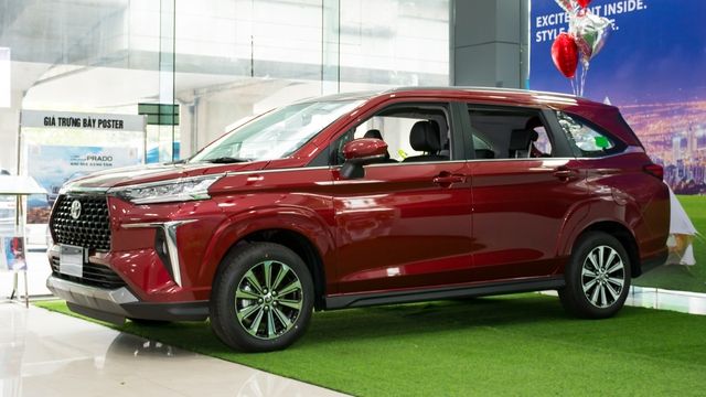 Toyota Veloz Cross quyết định tăng giá thêm 10 triệu đồng từ tháng 8 trở đi, khiến khách hàng đang chờ nhận xe hoang mang. Hình ảnh số 4.