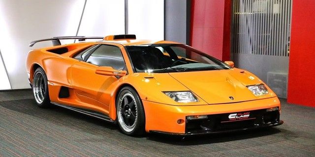 10 mẫu siêu xe Lamborghini 'đỉnh cao' gây ấn tượng: Chắc chắn là giấc mơ của mọi tay lái trên thế giới - Hình ảnh 2.