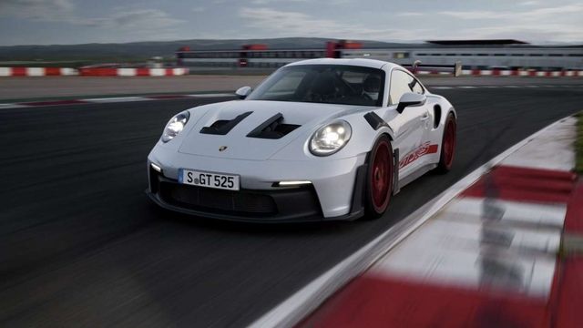 Khám phá gần hơn Porsche 911 GT3 RS thế hệ mới - Hình ảnh 9.