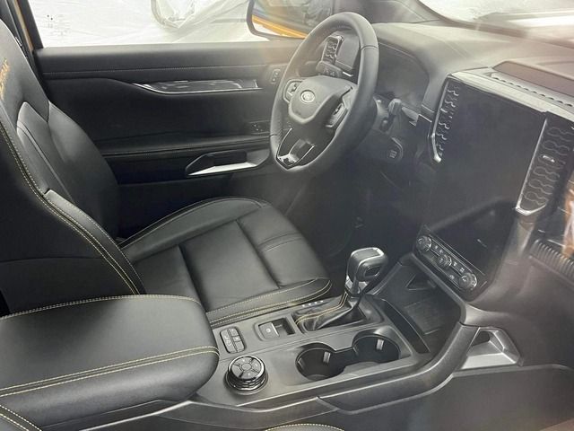 Ford Ranger 2023 sẽ chốt ngày ra mắt tại Việt Nam: Giá dự kiến từ 648 triệu đồng, nhiều trang bị, dễ tạo cơn sốt như Everest - Hình 4.