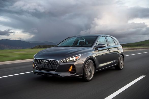 Phiên bản Hyundai Elantra 'SUV hóa', đối đầu với Toyota Corolla Cross? - Ảnh 1.