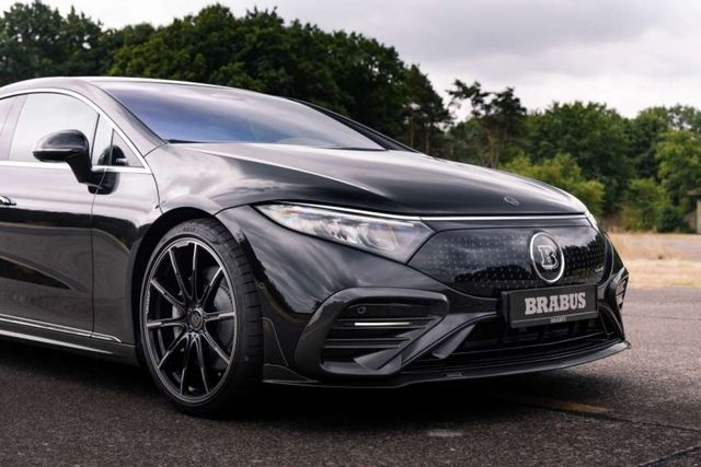 Mercedes-Benz EQS450+ phiên bản Brabus mở rộng phạm vi hoạt động thêm 7% - Hình 13.