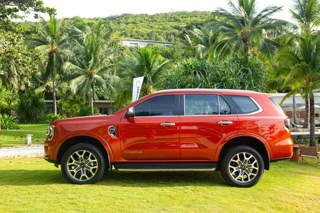 Ford Everest 2022: Trải nghiệm phượt chỉ cần xoay vô lăng - Ảnh 8.