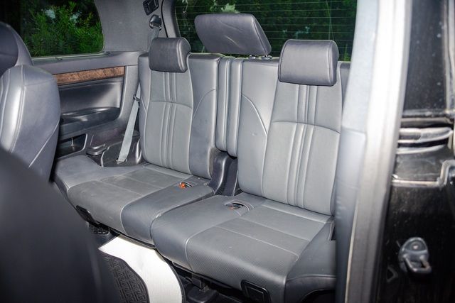 Chiếc Toyota Alphard 4 năm tuổi được ví như 'chuyên cơ mặt đất' với giá gần 4 tỷ đồng, ngang ngửa với Lexus RX mới - Ảnh 8.