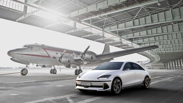 Hyundai Ioniq 6 chính thức lộ diện: Đỉnh cao xe điện mới - Hình 1.