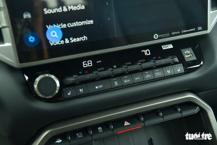 Toyota Tundra 2022: Bản tải Nhật với giá trên 4 tỉ đồng, mang đậm phong cách Mỹ - Ảnh 14.
