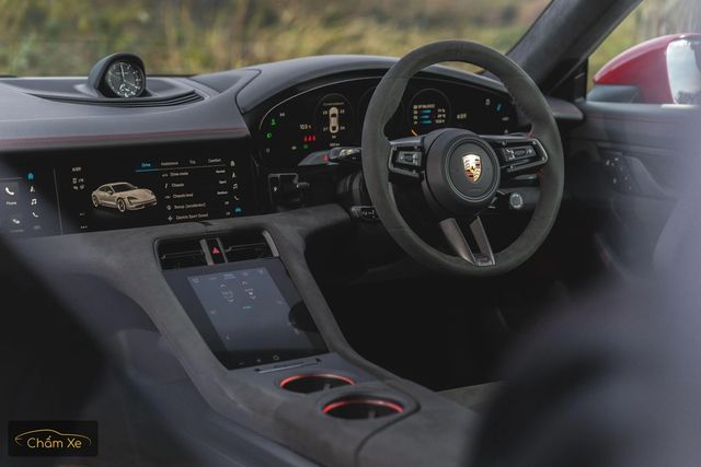 Đánh giá Porsche Taycan: Pin đầy, có thể đi được gần 500km, với một tùy chọn có thể khiến bạn say mê - Ảnh 5.