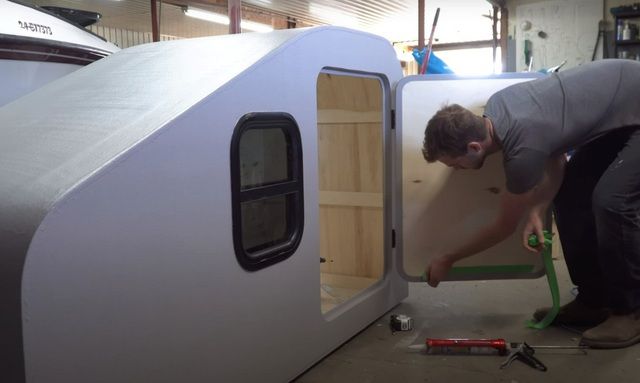 YouTuber tự tạo xe đạp điện kiêm nhà di động - Hình 7.