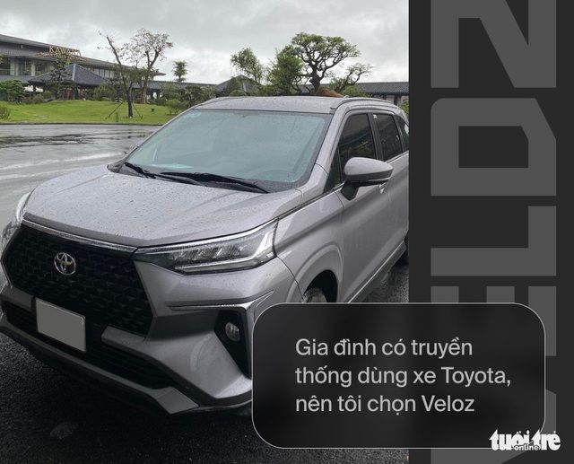Mặc dù đã mua 4 chiếc Toyota, chủ nhà hàng ở Huế vẫn quyết định chọn Veloz dù giá cao - Xem Ảnh 1.